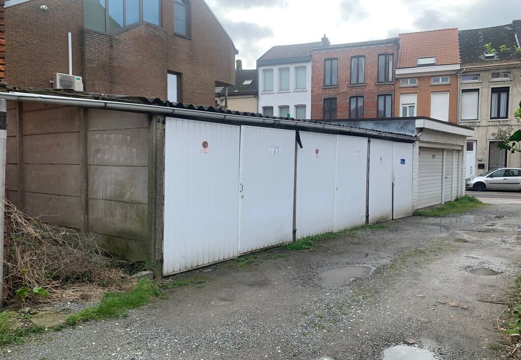 Gesloten garagebox te koop in Mechelen